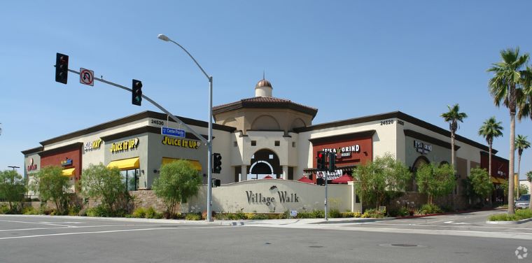 Village Walk Plaza